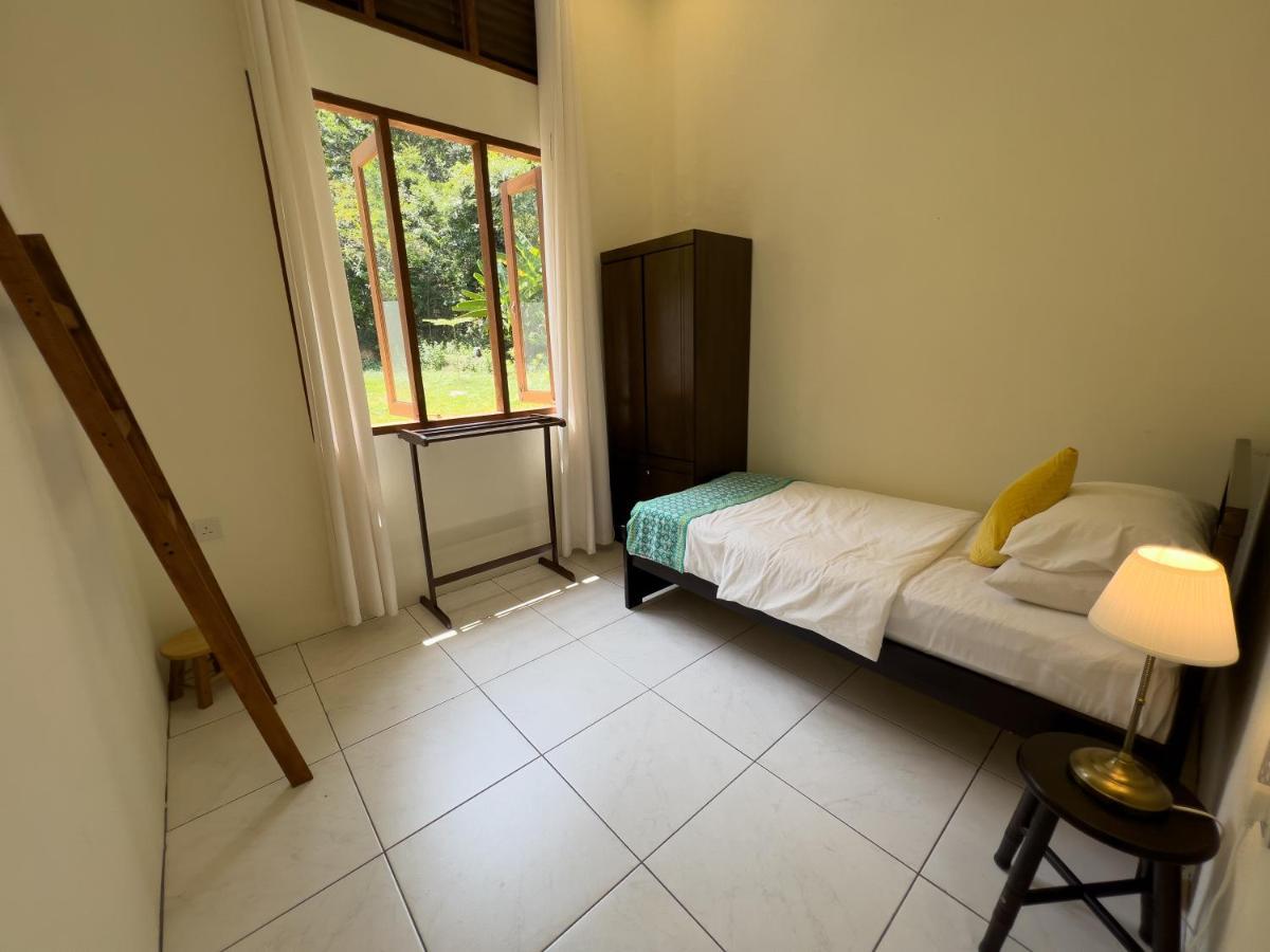 Villa Meranti - Spacious Private Pool Villa Pantai Cenang  Eksteriør billede