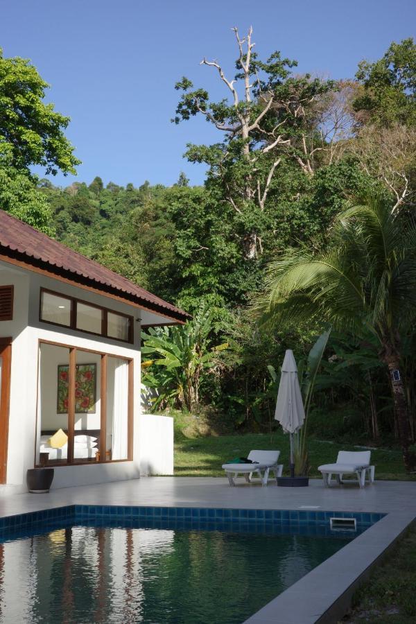 Villa Meranti - Spacious Private Pool Villa Pantai Cenang  Eksteriør billede
