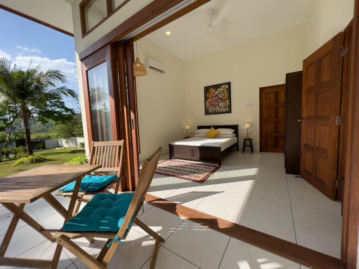 Villa Meranti - Spacious Private Pool Villa Pantai Cenang  Eksteriør billede